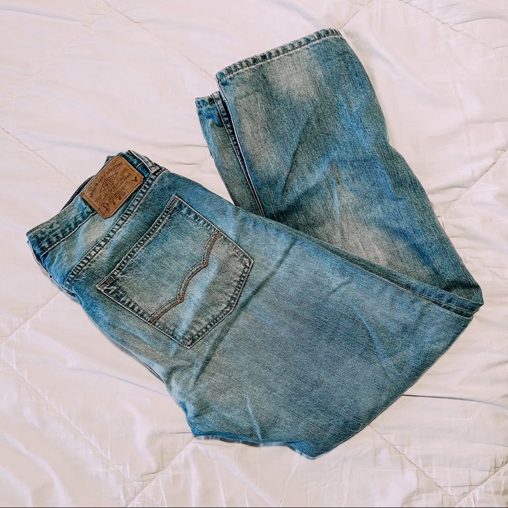 AE: Vintage Straight Jeans
